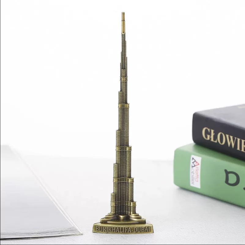 ドバイ・ブルジュ・カリファの装飾品、世界のランドマーク建築模 - Home Office Dubai のレビューと価格